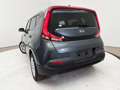 Used 2021 Kia Soul LX FWD image 7
