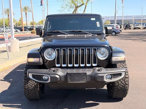 Used 2022 Jeep Wrangler Unlimited Sahara AWD/4WD image 9