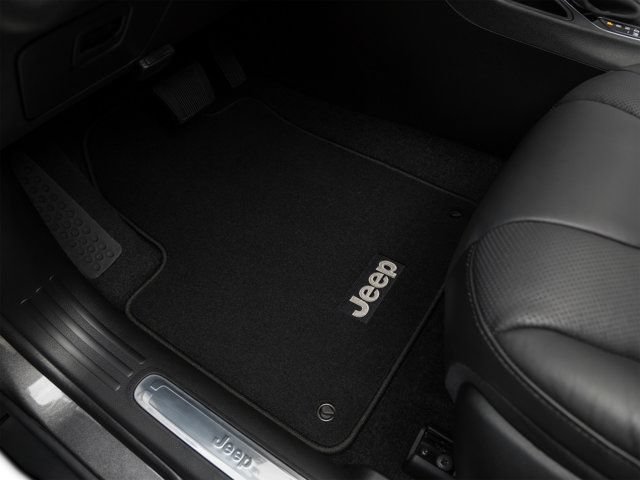 Used 2019 Jeep Cherokee Latitude Plus FWD image 53