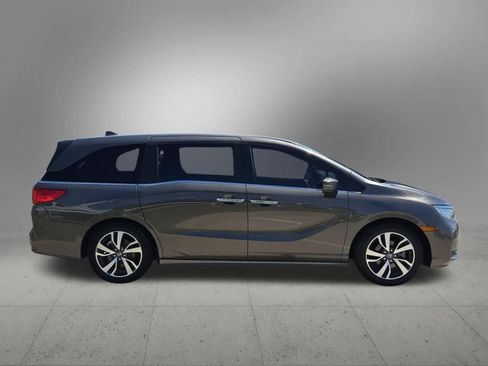 Used 2023 Honda Odyssey Touring image 7