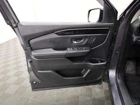Certified 2023 Honda Pilot EX-L image 13