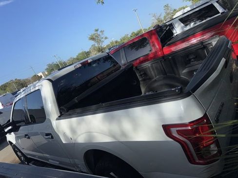 Used 2016 Ford F150 XLT image 8