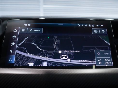 Used 2024 Audi e-tron GT Premium Plus image 24