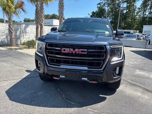 Used 2023 GMC Yukon XL AT4 w/ Technology Package AWD/4WD image 8