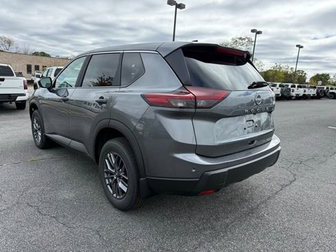 New 2026 Nissan Rogue S image 7
