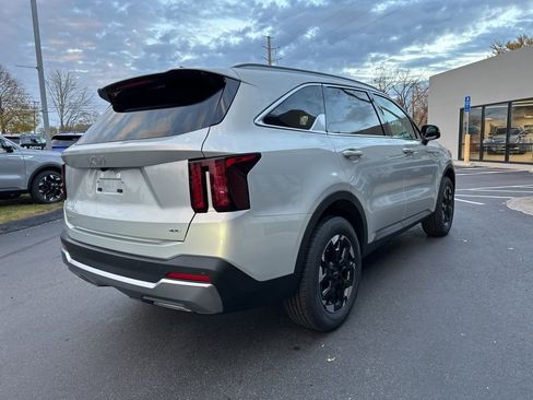 New 2026 Kia Sorento S AWD/4WD image 6