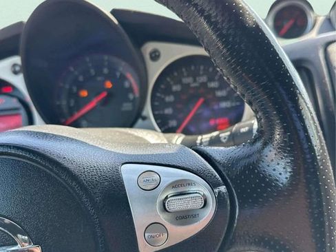 Used 2018 Nissan 370Z Coupe RWD image 22