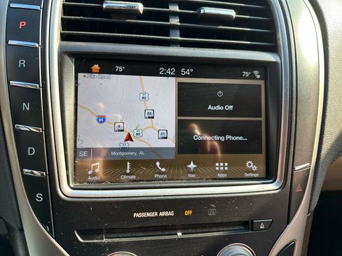 Used 2016 Lincoln MKX Reserve w/ Climate Package image 21