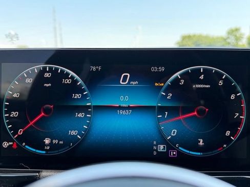 Certified 2023 Mercedes-Benz GLA 250 4MATIC image 18