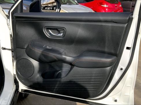 Used 2024 Honda HR-V Sport image 21