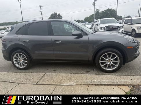 Used 2019 Porsche Cayenne AWD/4WD image 31