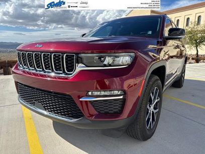 Used 2023 Jeep Grand Cherokee Limited w/ Trailer Tow Prep Group (B)