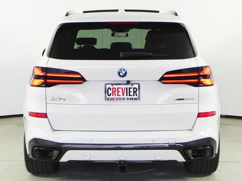 Used 2024 BMW X5 xDrive50e w/ M Sport Package AWD/4WD image 8