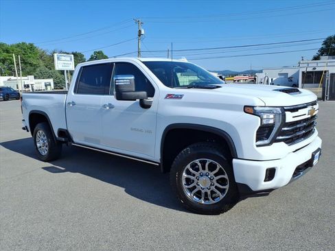 New 2026 Chevrolet Silverado 2500 LTZ w/ Z71 Chrome Sport Edition AWD/4WD image 2