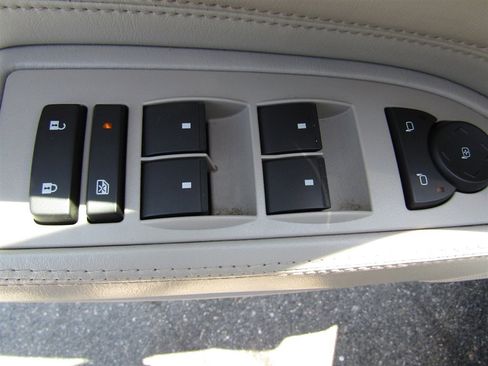 Used 2006 Buick Lucerne CXL w/ Luxury Package FWD image 18
