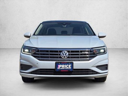 Used 2019 Volkswagen Jetta SEL FWD image 2