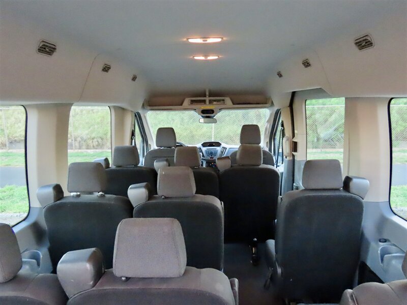 Used 2019 Ford Transit 350 XLT RWD image 9