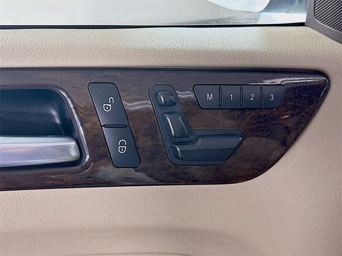 Used 2014 Mercedes-Benz ML 350 2WD image 24