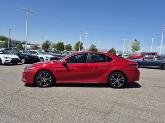 Used 2019 Toyota Camry SE FWD video 2