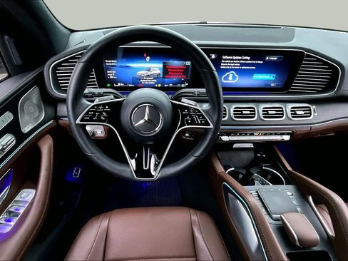 Used 2024 Mercedes-Benz GLE 350 4MATIC image 6