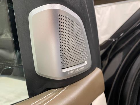 Used 2018 BMW X5 M image 3