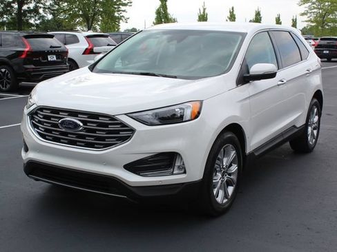 Used 2024 Ford Edge Titanium AWD/4WD image 10