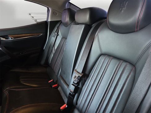 Used 2017 Maserati Ghibli S Q4 image 13