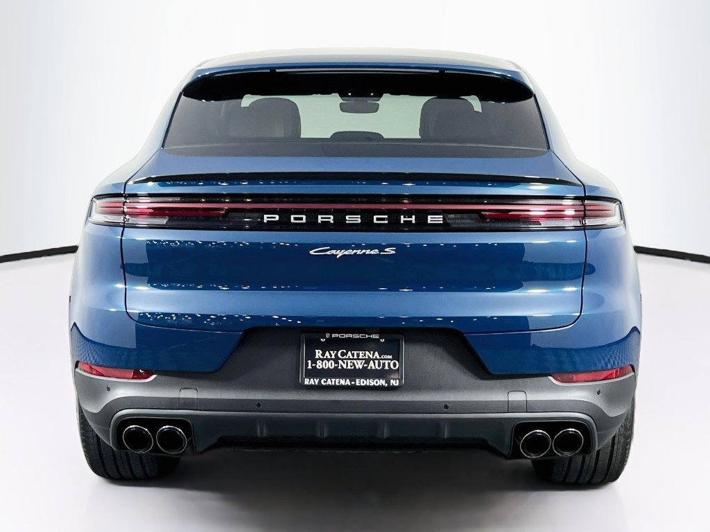 Certified 2026 Porsche Cayenne S AWD/4WD image 10