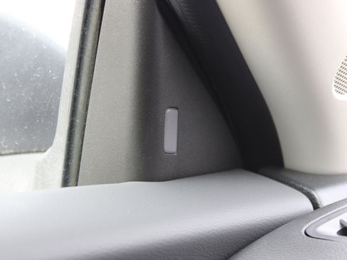 Certified 2021 Nissan Sentra SV image 27