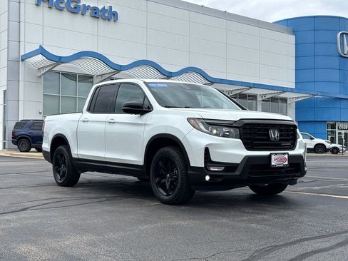 Used 2022 Honda Ridgeline Black Edition image 3