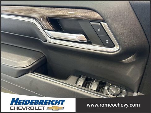 Used 2024 Chevrolet Silverado 1500 LT AWD/4WD image 10