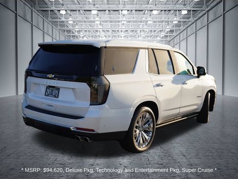 Used 2025 Chevrolet Tahoe High Country AWD/4WD image 3