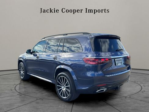 Certified 2025 Mercedes-Benz GLS 450 4MATIC image 3