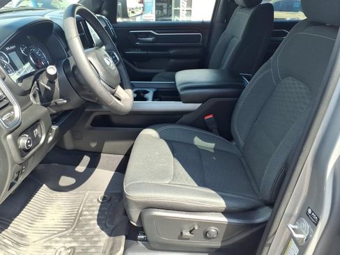Used 2025 RAM 1500 Big Horn AWD/4WD image 9