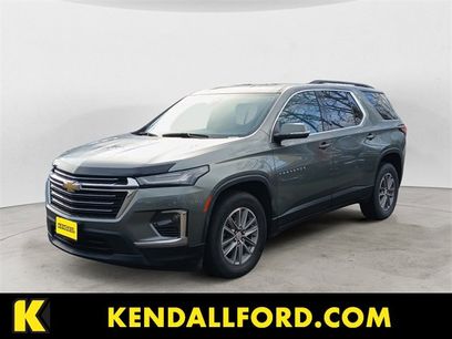 Used 2023 Chevrolet Traverse LT