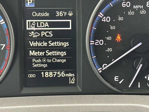 Used 2018 Toyota RAV4 LE w/ All Weather Liner Package image 22