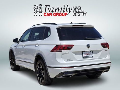 Used 2020 Volkswagen Tiguan SE R-Line AWD/4WD image 3