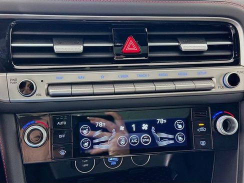 Certified 2025 Genesis G70 3.3T Advanced image 16