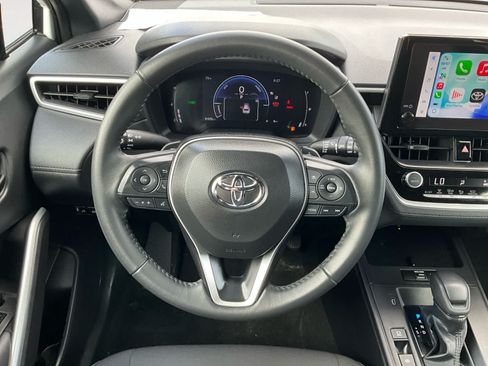 Used 2026 Toyota Corolla Cross AWD Hybrid image 12