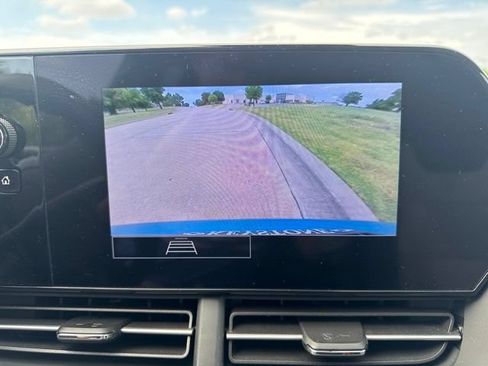 Used 2025 Chevrolet Trax LS FWD image 10