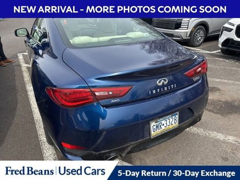 Used 2017 INFINITI Q60 Red Sport 400 image 9