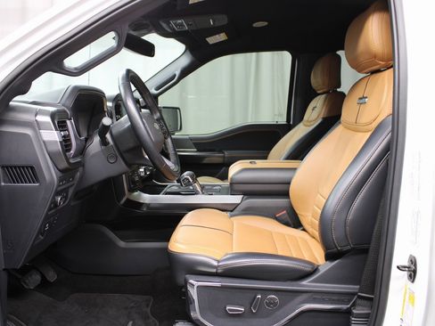 Used 2022 Ford F150 Platinum image 9