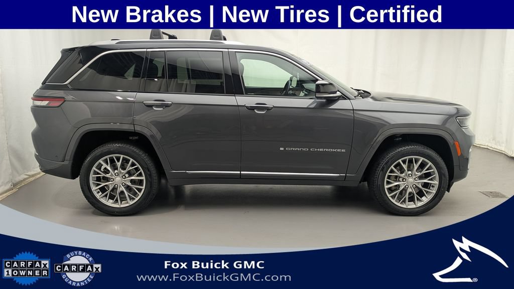 Used 2022 Jeep Grand Cherokee Summit AWD/4WD image 2