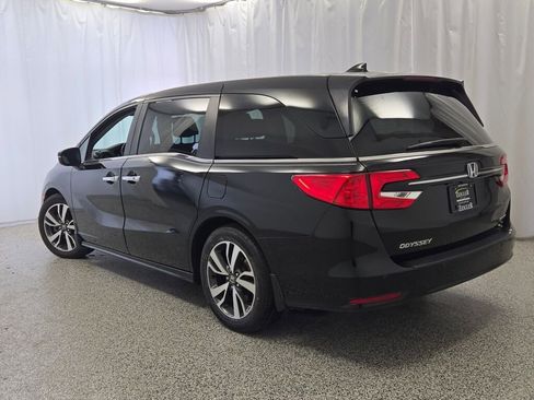 Used 2023 Honda Odyssey Touring image 15