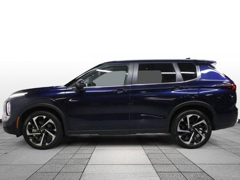 Used 2024 Mitsubishi Outlander SE image 4
