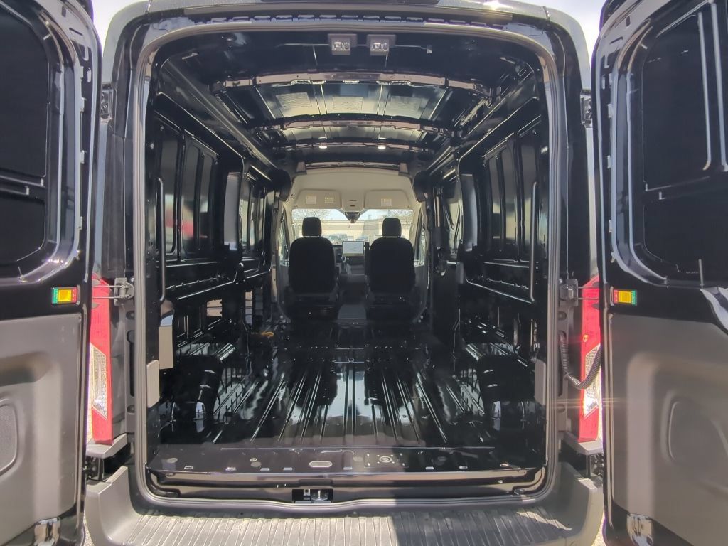 New 2026 Ford Transit 150 148 Medium Roof AWD image 8