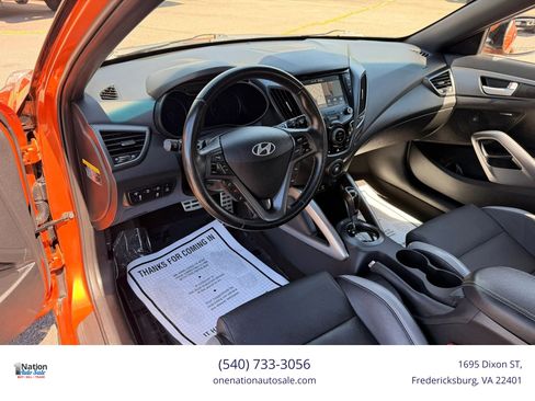 Used 2016 Hyundai Veloster Turbo w/ Option Group 04 FWD image 12