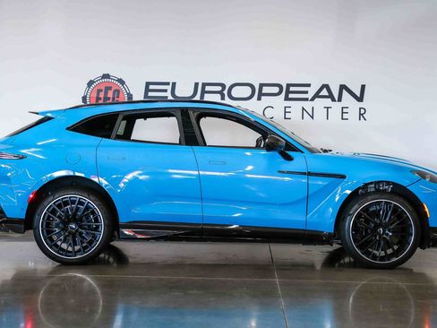 Used 2023 Aston Martin DBX 707 AWD/4WD image 14