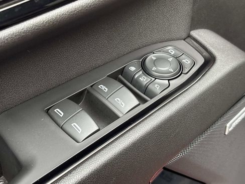 Used 2024 GMC Sierra 2500 AT4 w/ AT4 Premium Plus Package image 15