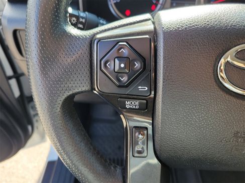 Used 2019 Toyota 4Runner TRD Off-Road Premium image 18